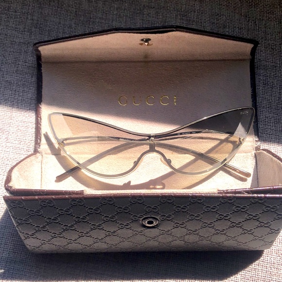 Gucci Accessories - 💯AUTH GUCCI CAT EYE  SUN GLASSES LIMITED AUDITION NWOT 😎
